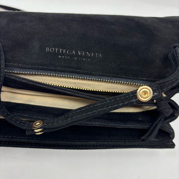 Bottega Veneta Intrecciato Knot Top Handle Black Suede Velvet Crossbody Bag - Picture 10 of 16